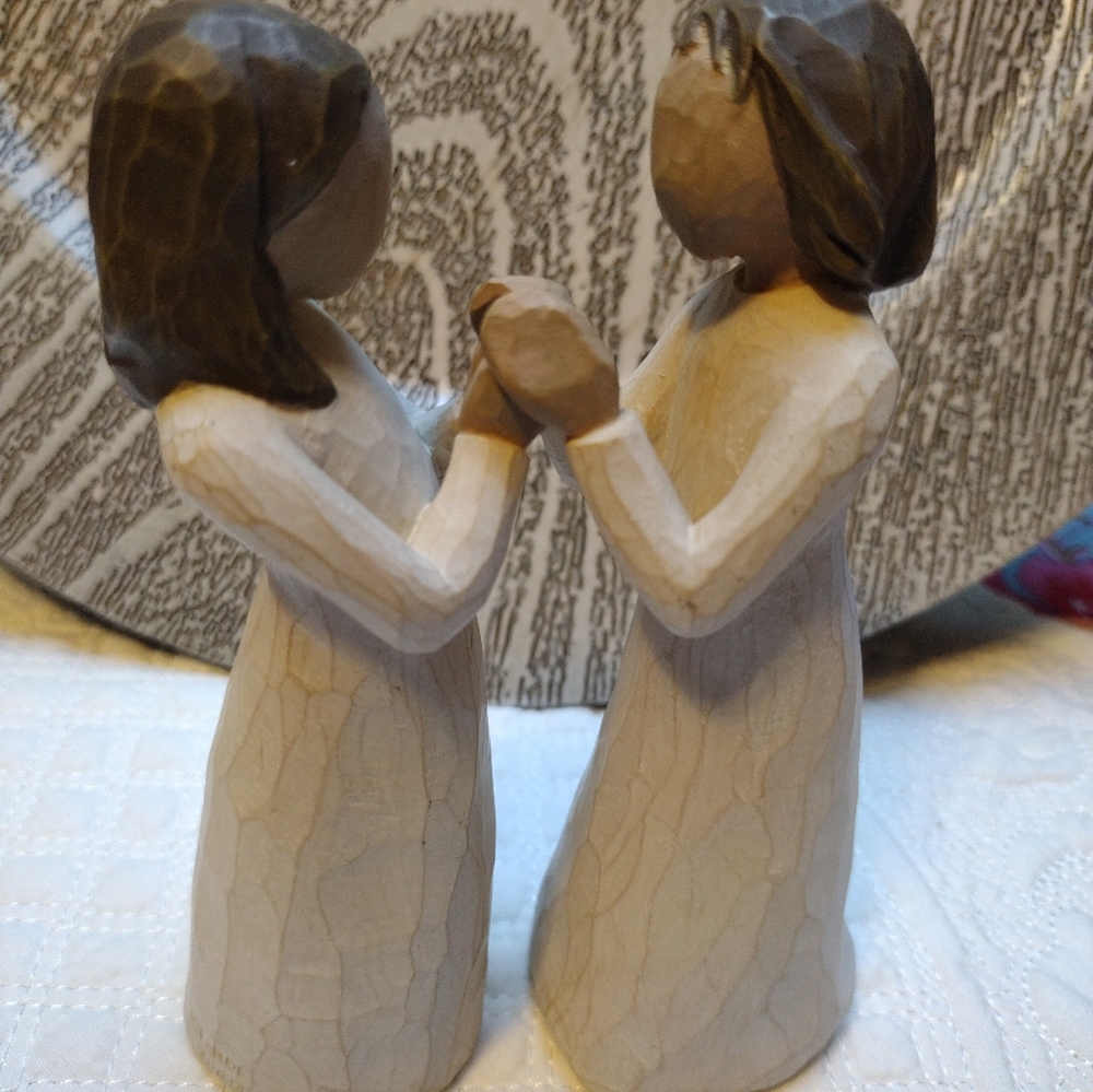 Willow Tree Sisters by Heart (Both Sister's One Price)